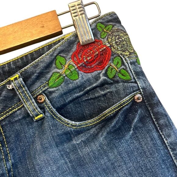 Seven7 Denim Bootcut Jeans Size 30 Blue Floral Embroidered Detail - Picture 2 of 7